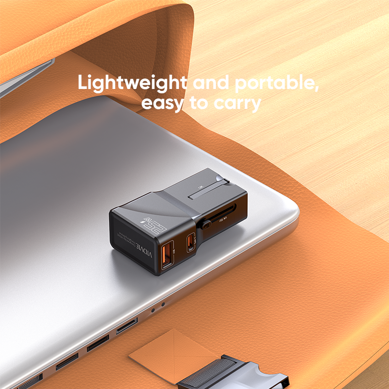 25W Global Universal Conversion Charger thumbnail 4